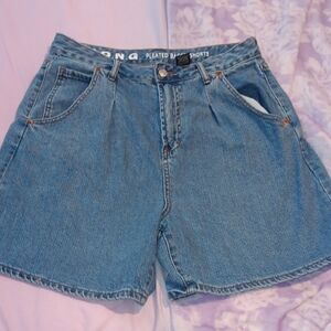 Pleated Denim Shorts - Blue